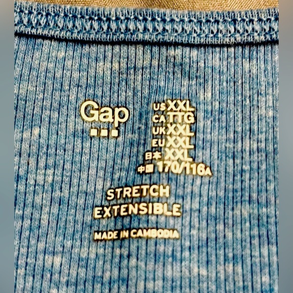 GAP Blue with Arrow Print Scoop Neck Ribbed tank - Picture 4 of 4